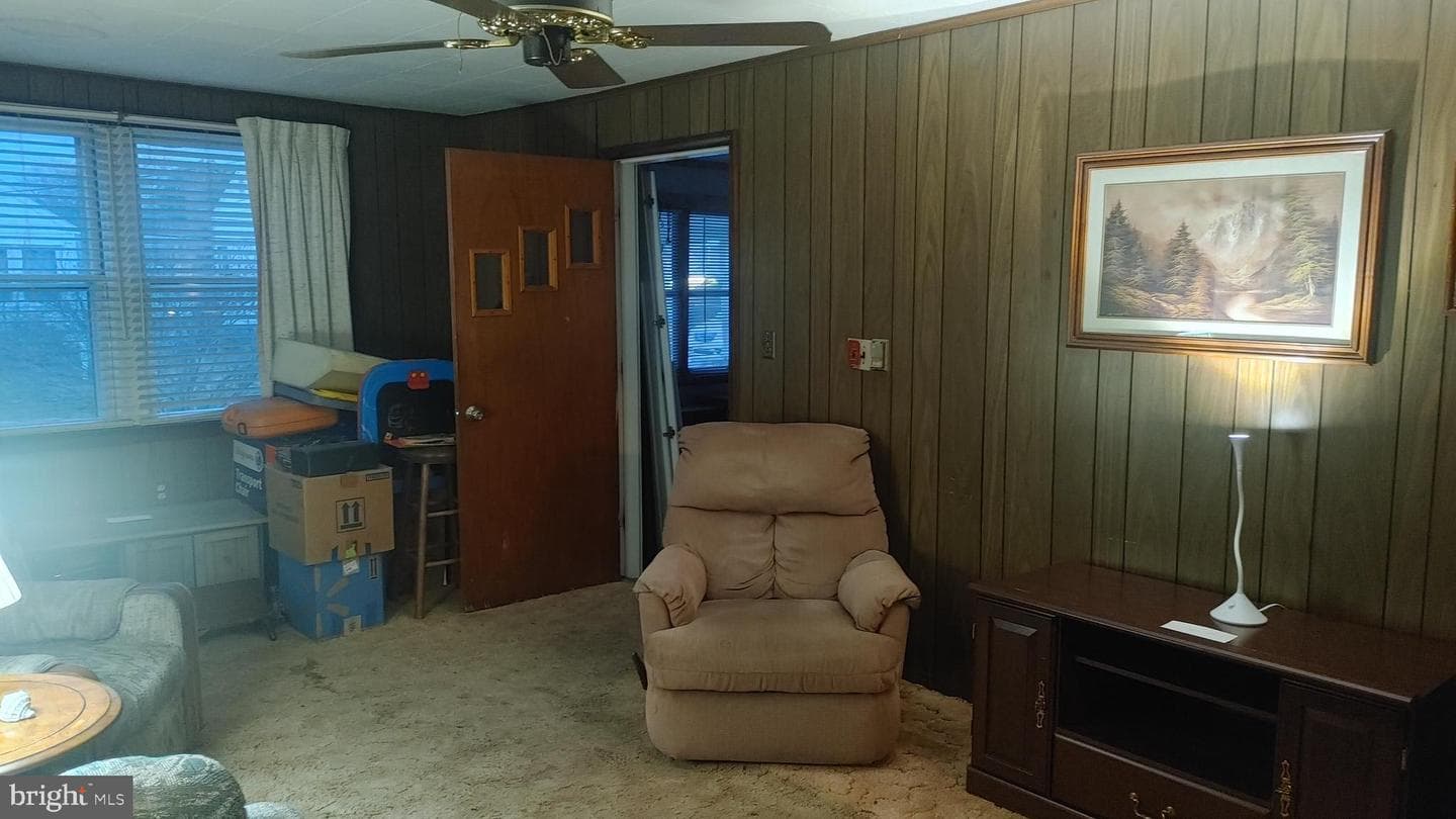 4871 Calvert Drive photo 6