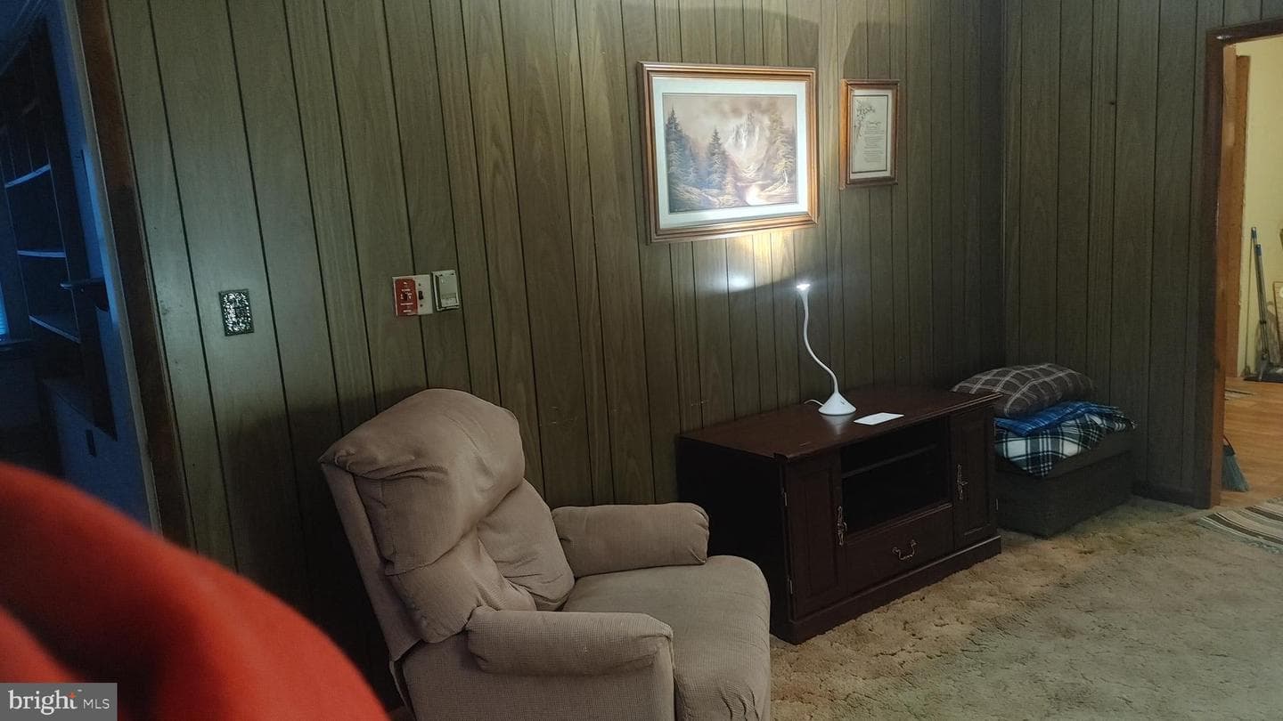4871 Calvert Drive photo 8