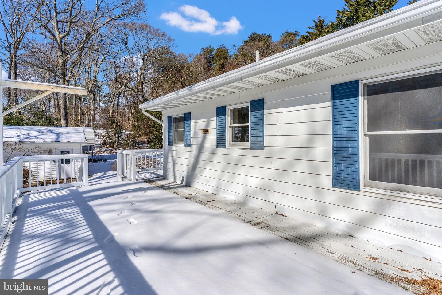 1150 Calvert Beach Road photo 31