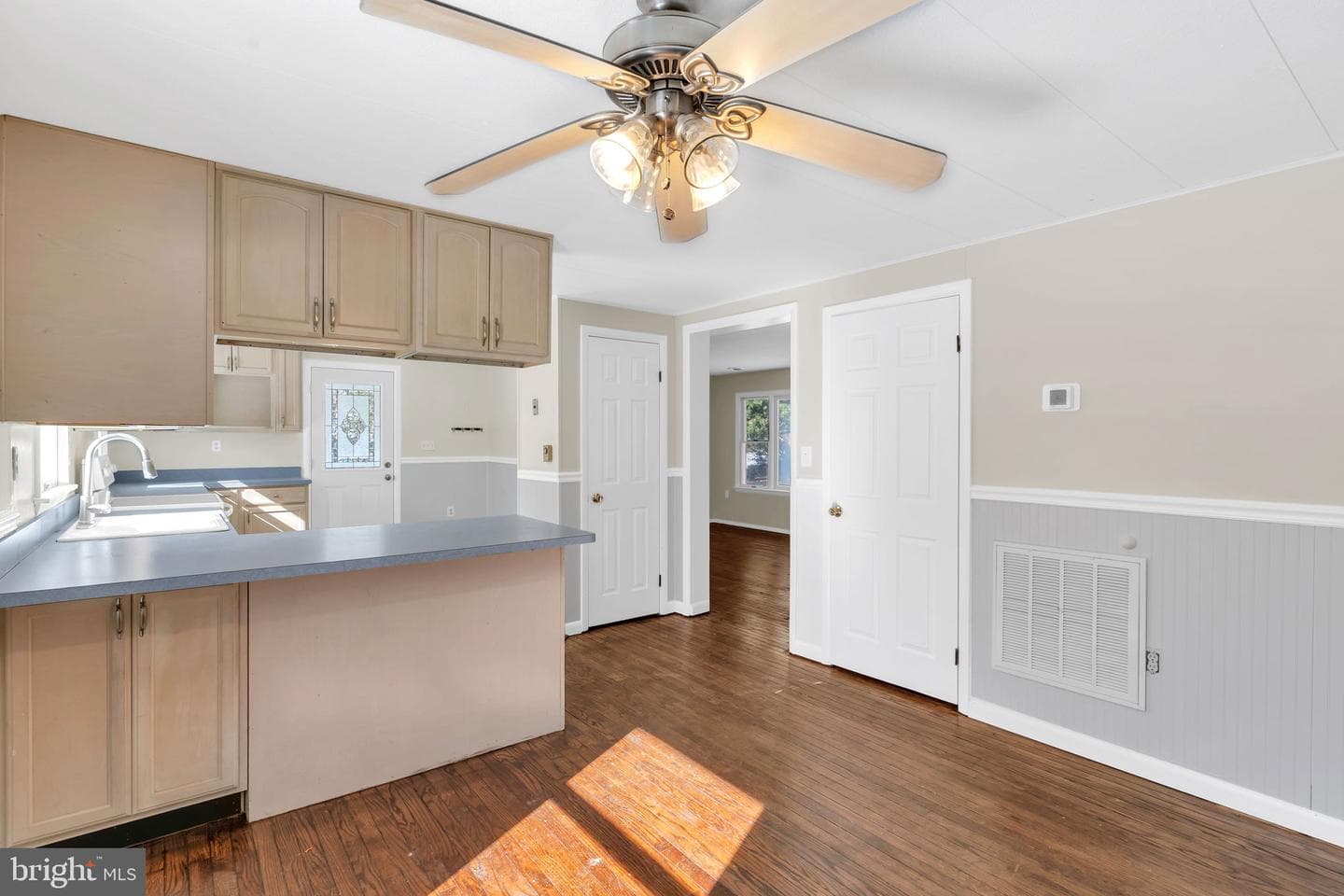 1150 Calvert Beach Road photo 7