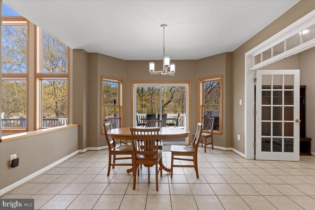 9345 Baker Street photo 25