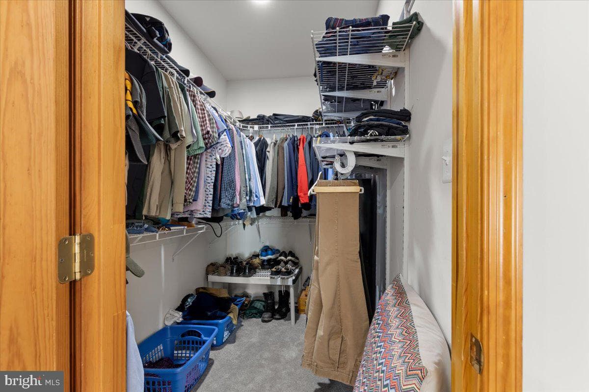 9345 Baker Street photo 40