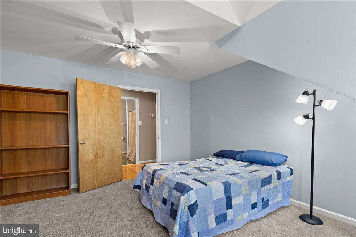 9345 Baker Street photo 57