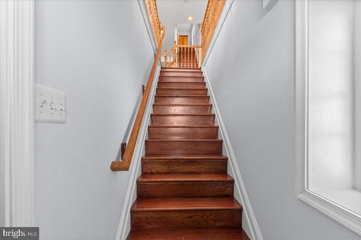 9230 Atlantic Avenue photo 34