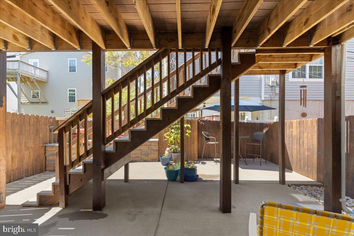 9230 Atlantic Avenue photo 68