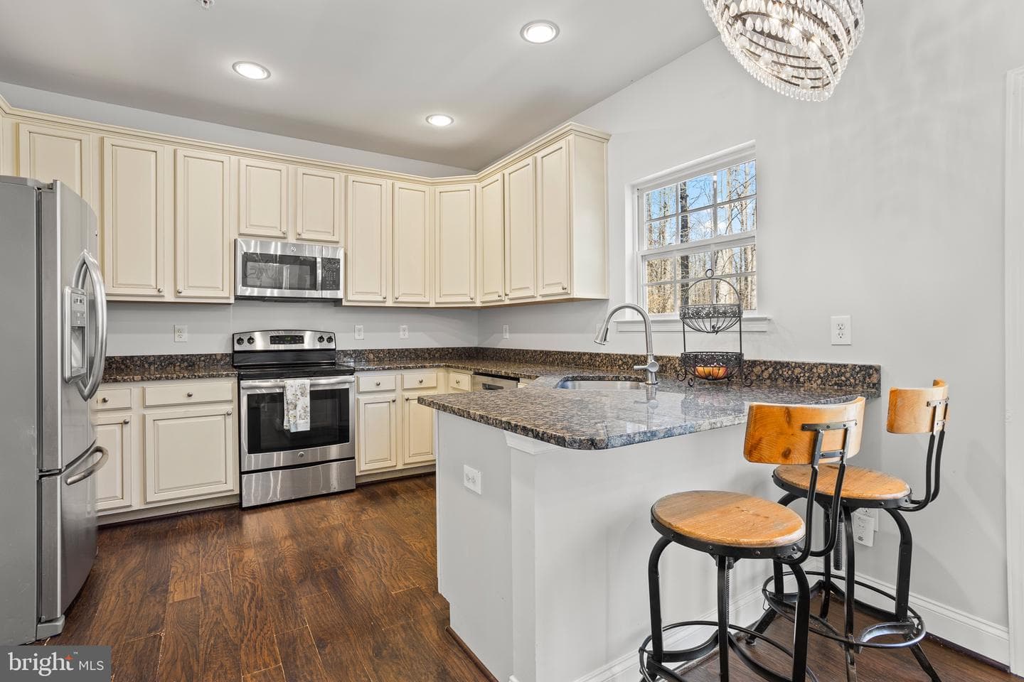 4335 Pleasant Court photo 9