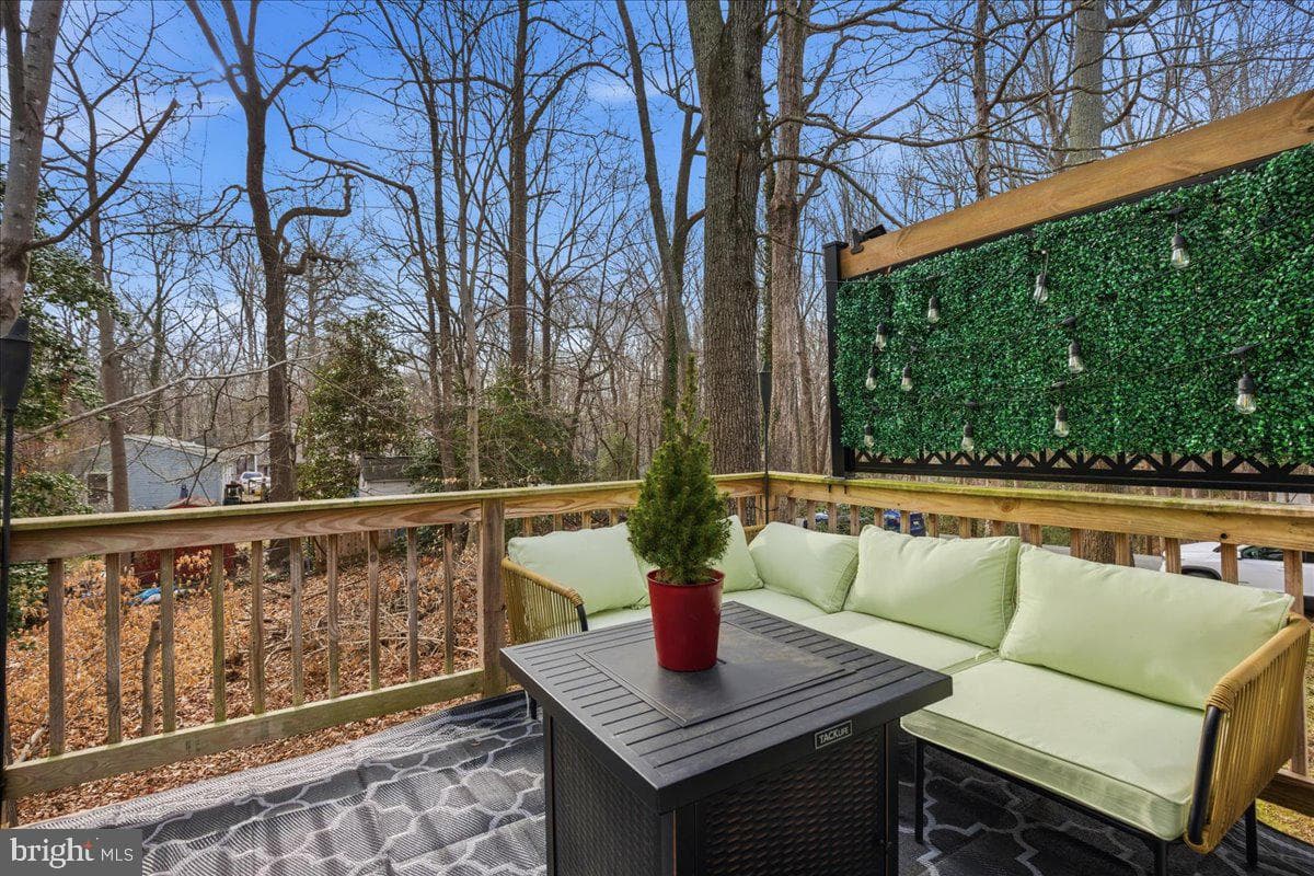 715 Willow Road photo 17