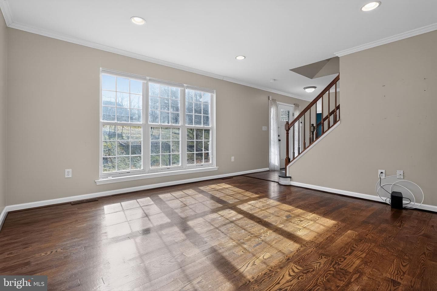 481 Saddle Court photo 6