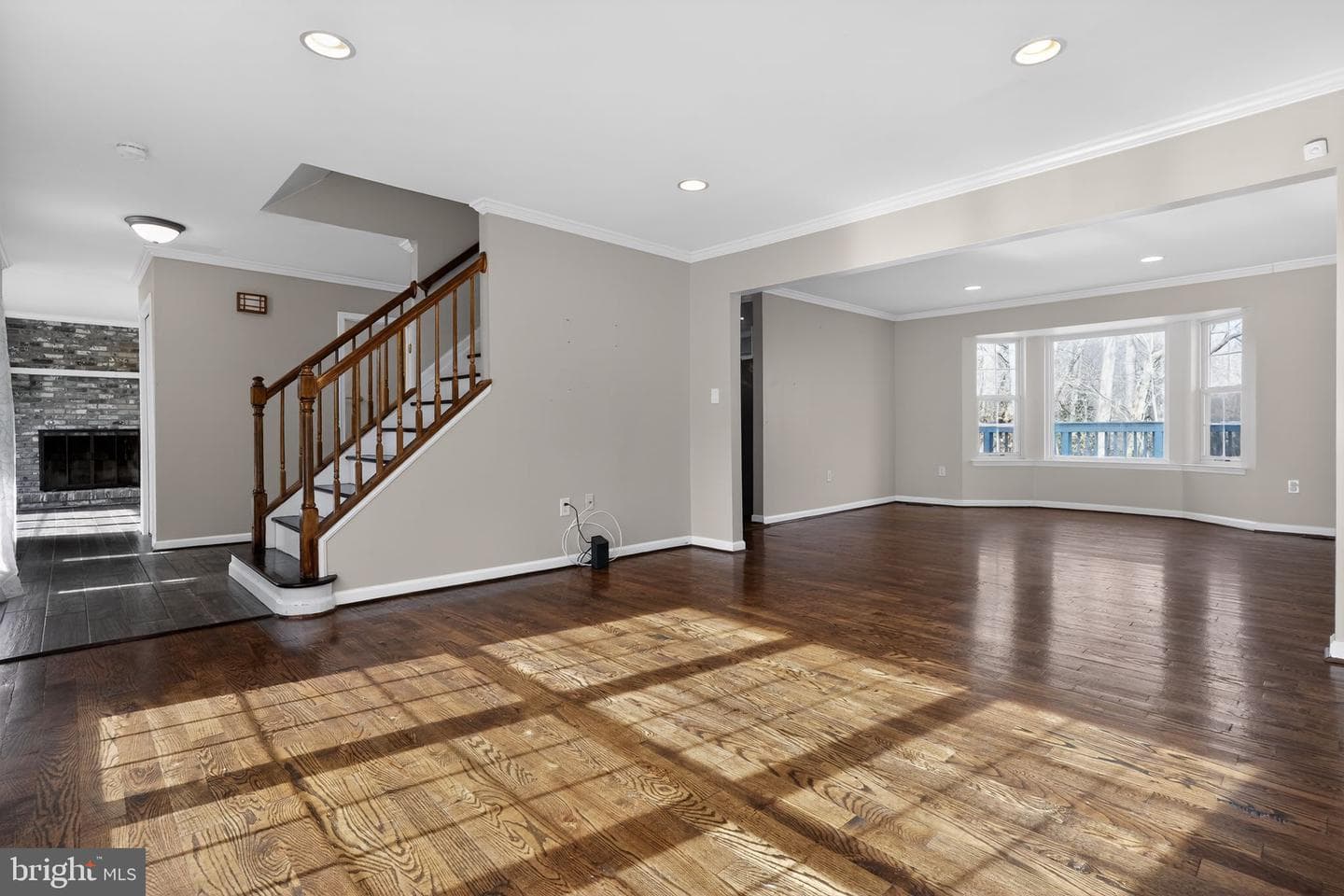 481 Saddle Court photo 8