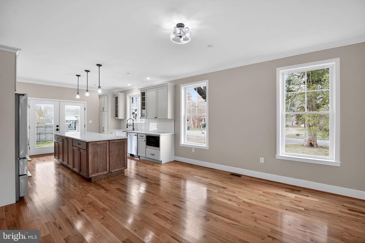14245 Sedwick Avenue photo 9