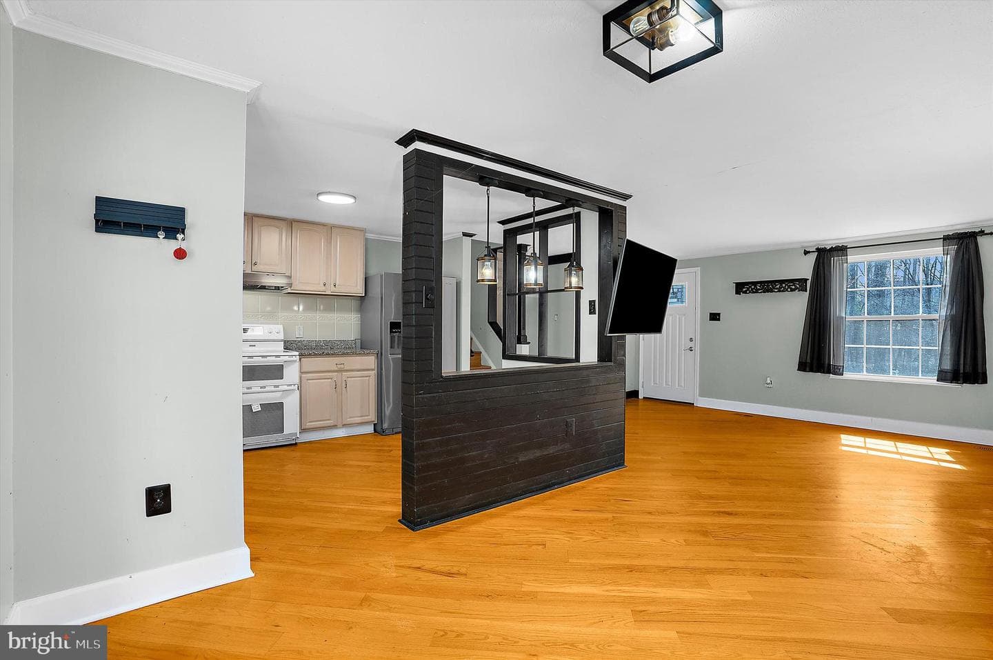 4358 Flora Avenue photo 12