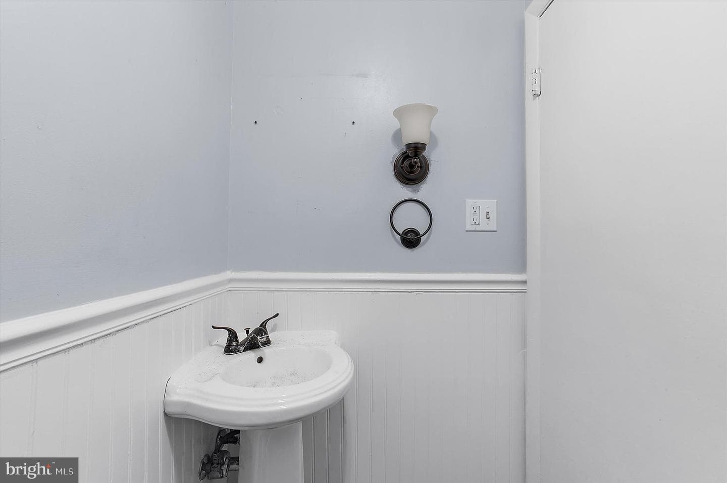 4358 Flora Avenue photo 32