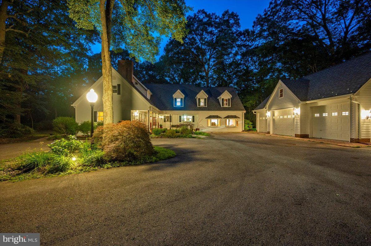 12124 Palisades Drive photo 4