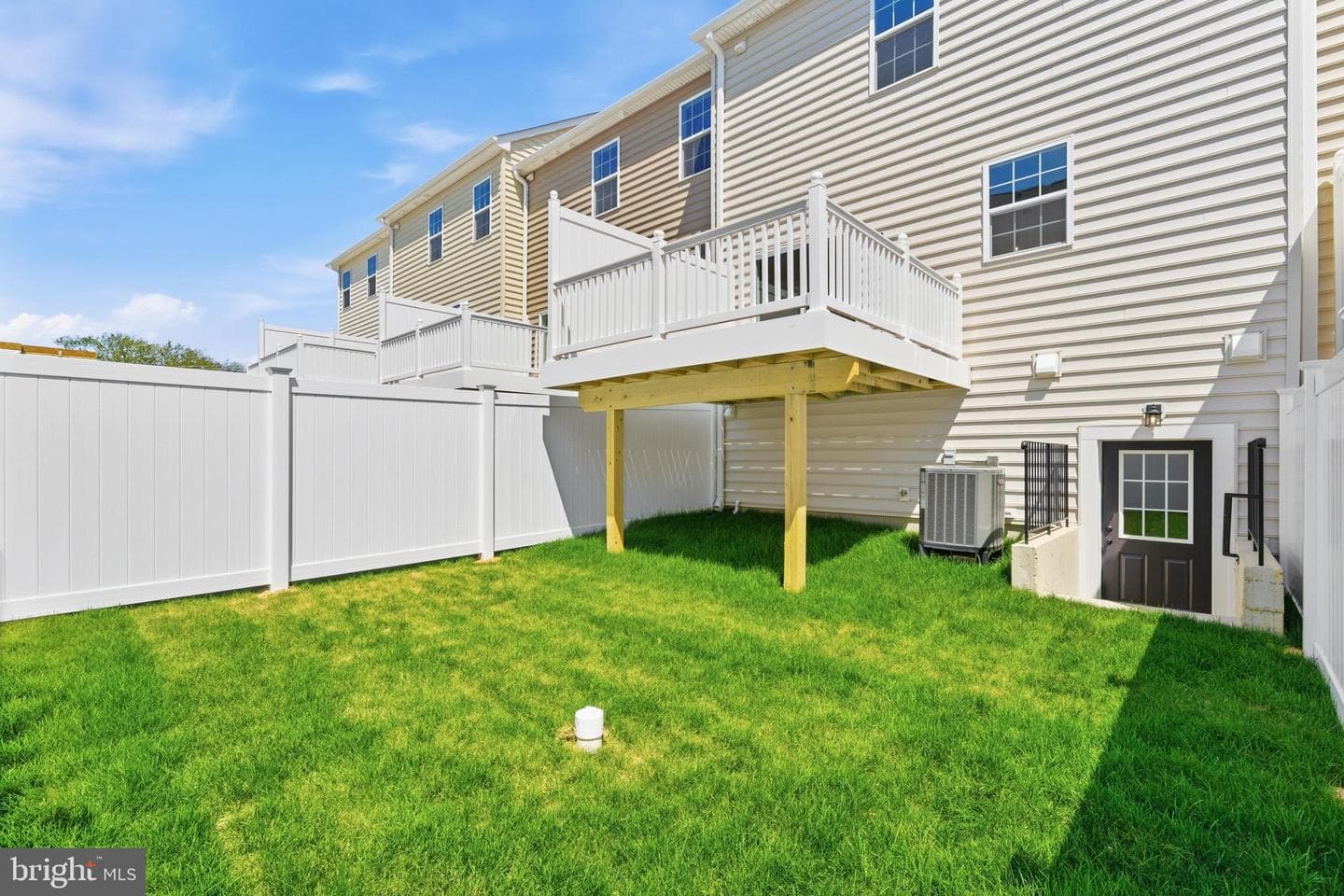 106 Potomac Court photo 44