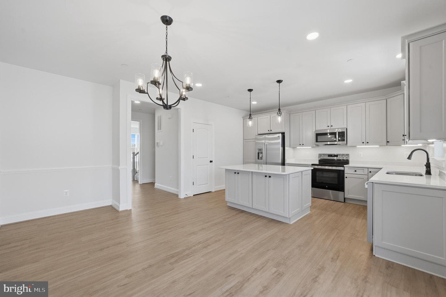 78 Potomac Court photo 4
