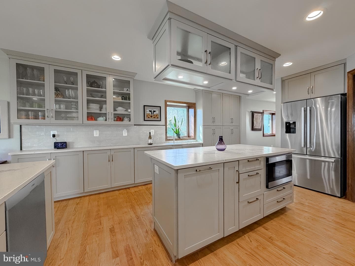 1586 Laurel Road photo 10