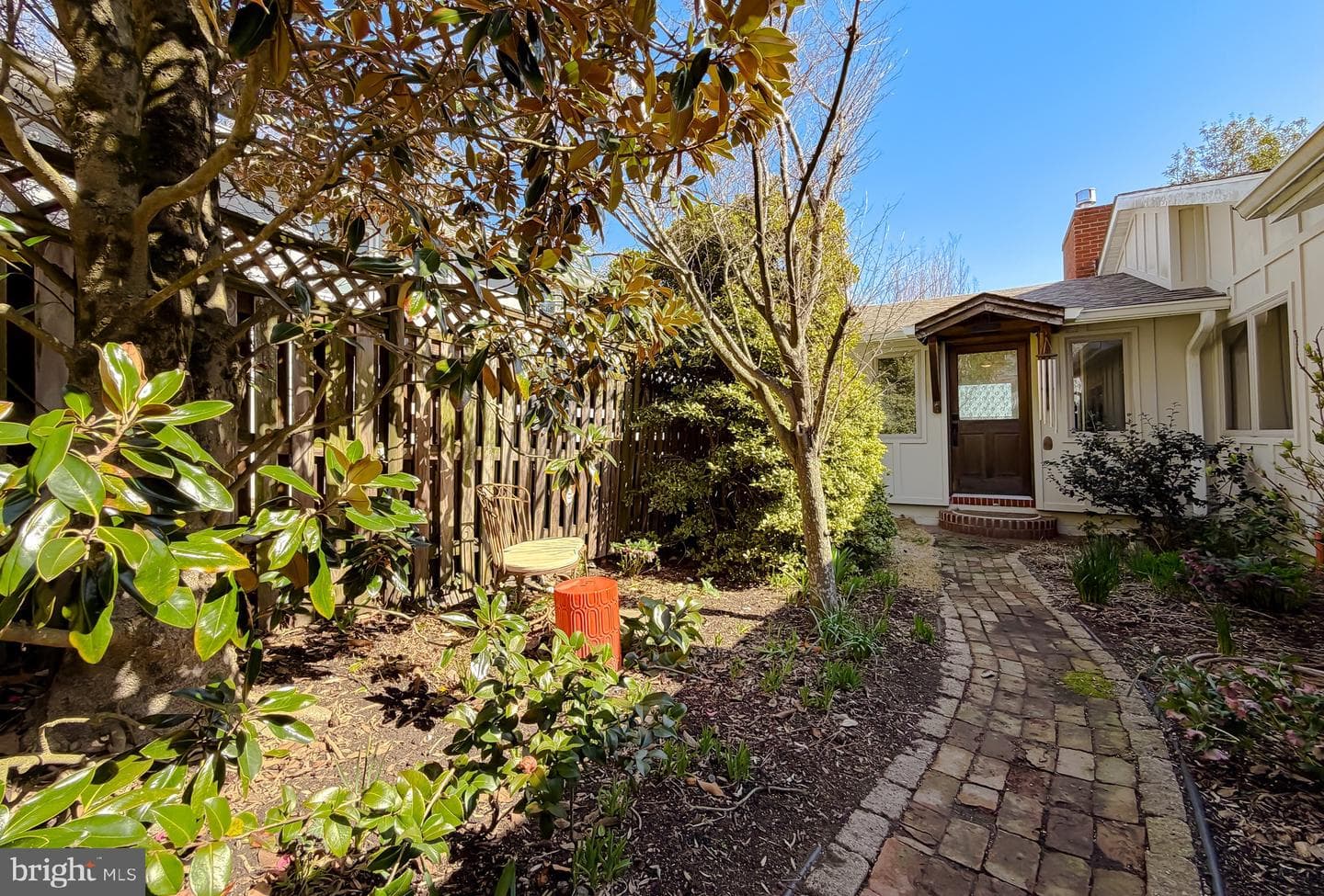 1586 Laurel Road photo 31