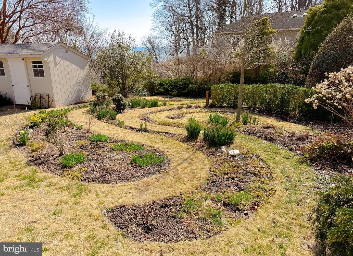 1586 Laurel Road photo 49