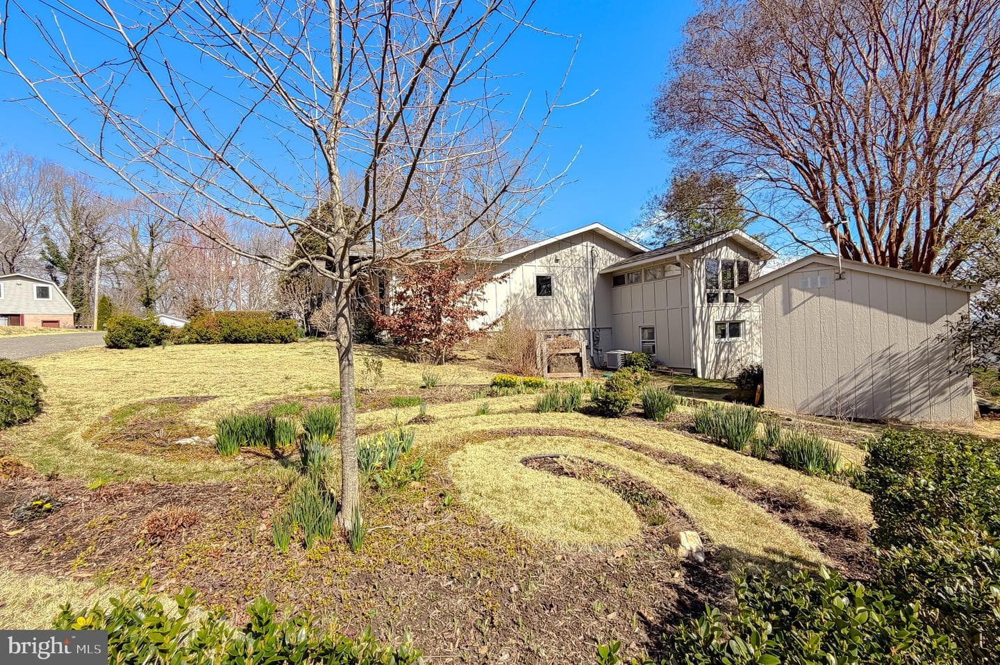 1586 Laurel Road photo 50