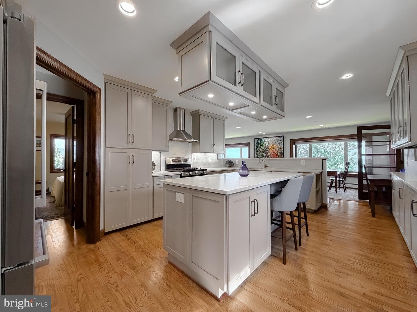 1586 Laurel Road photo 8