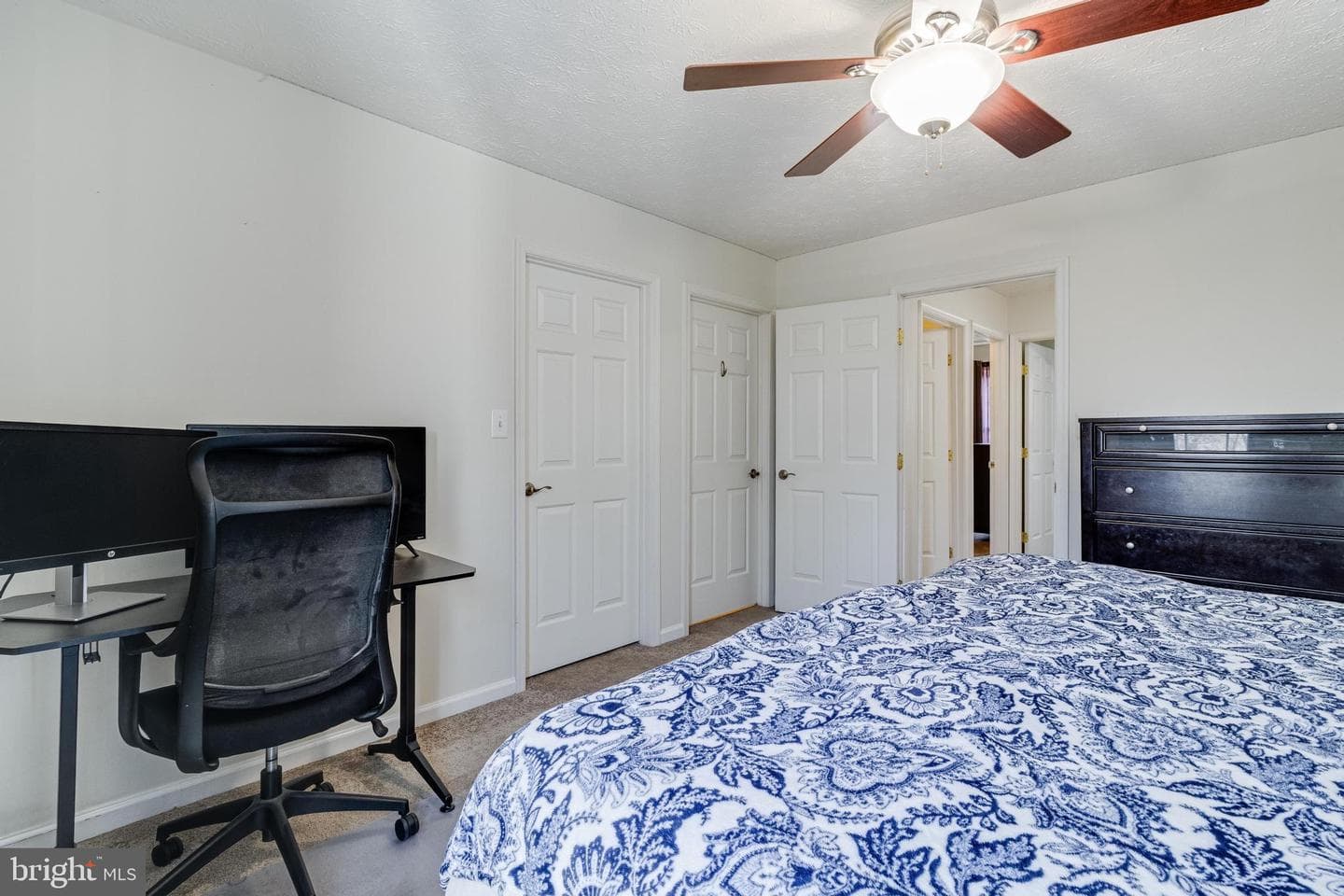 2401 Green Leaf Terrace photo 21