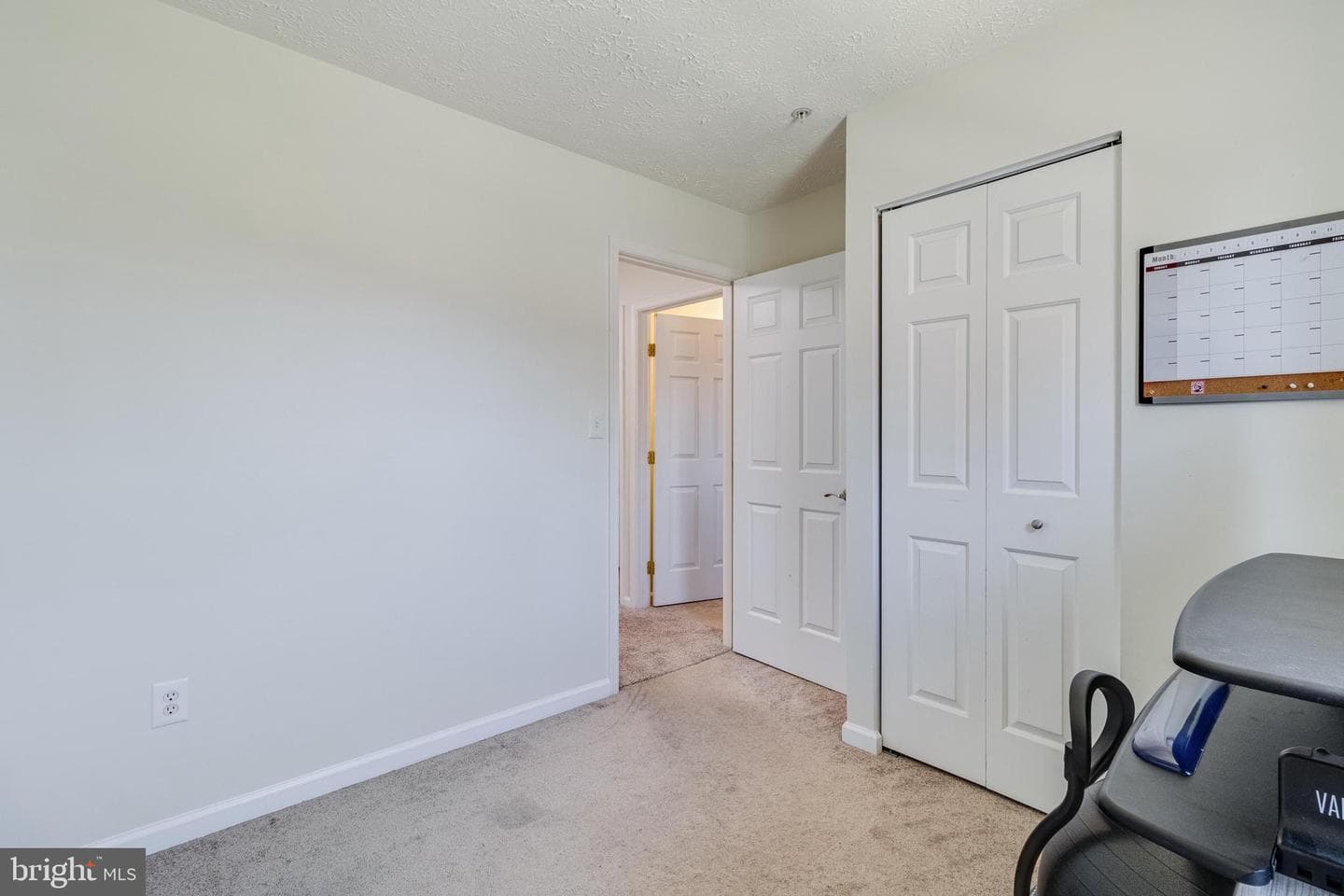 2401 Green Leaf Terrace photo 24