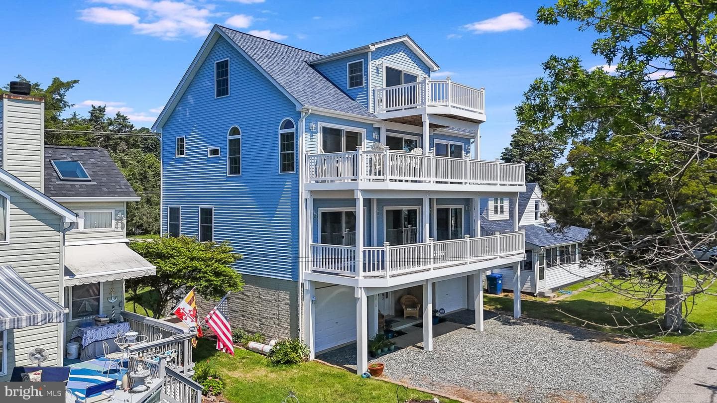 2818 Beach Drive photo 61