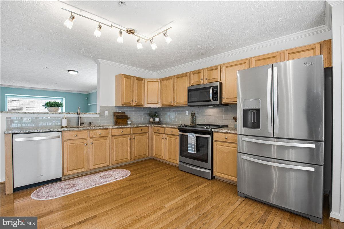 3456 Silverton Lane photo 17