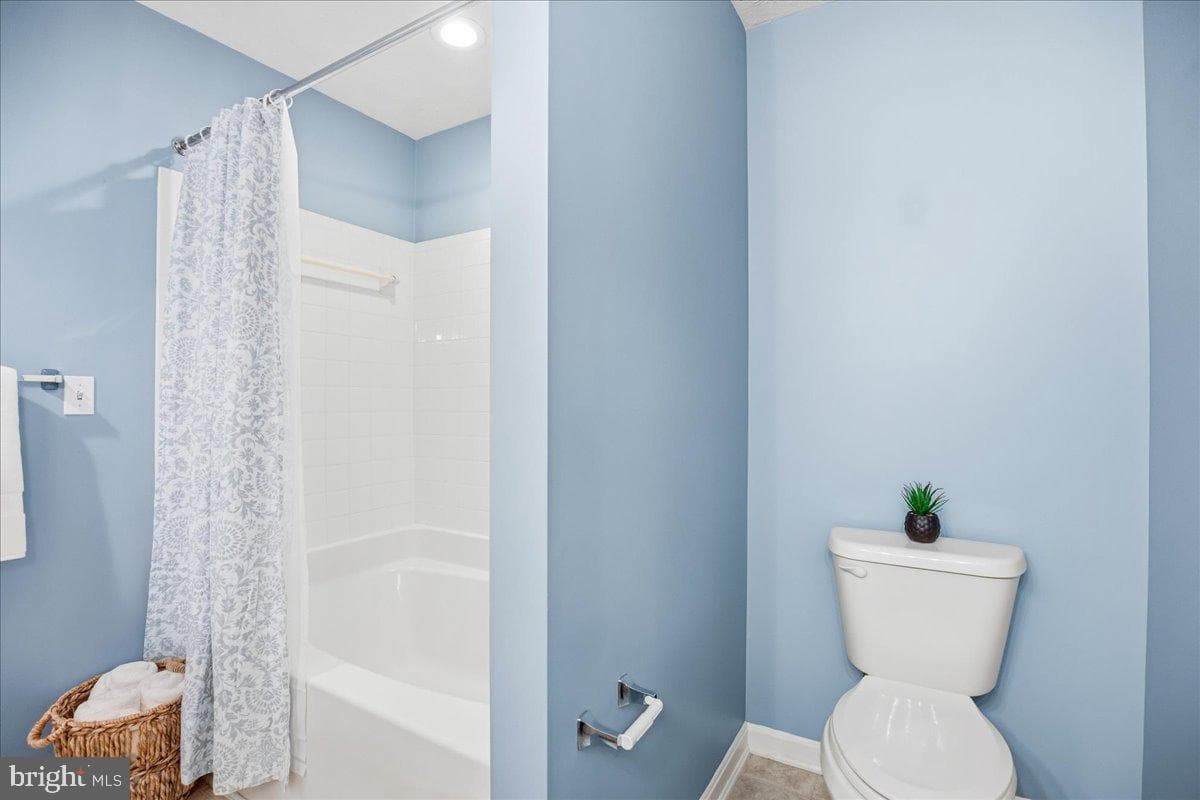3456 Silverton Lane photo 32