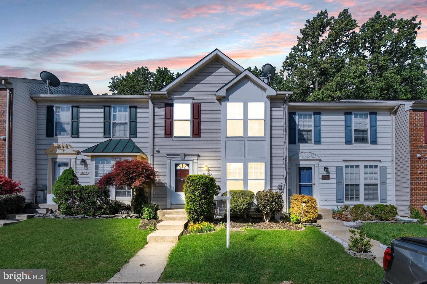 8036 Silver Fox Way photo 2