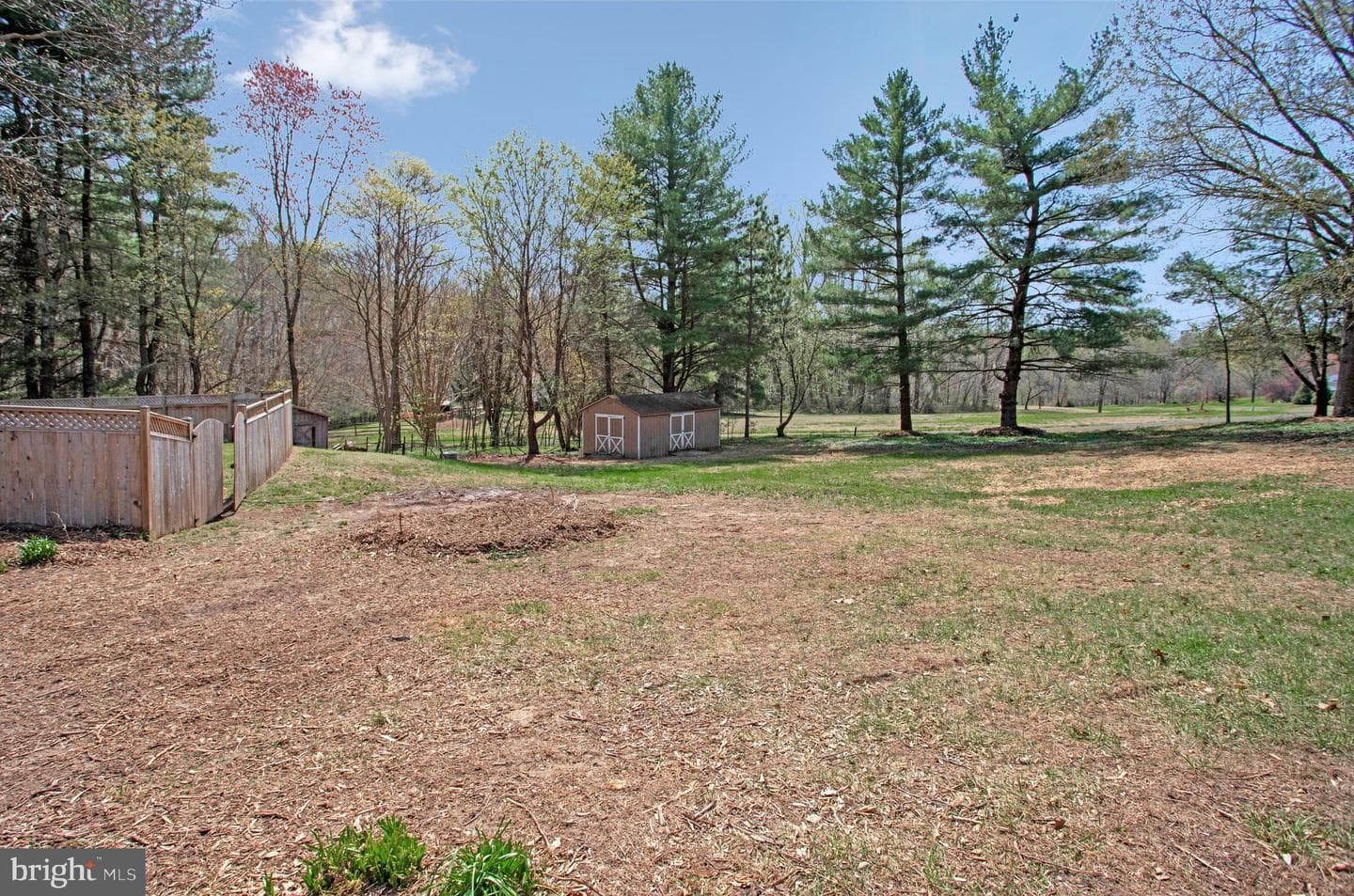 490 W Mount Harmony Road photo 23