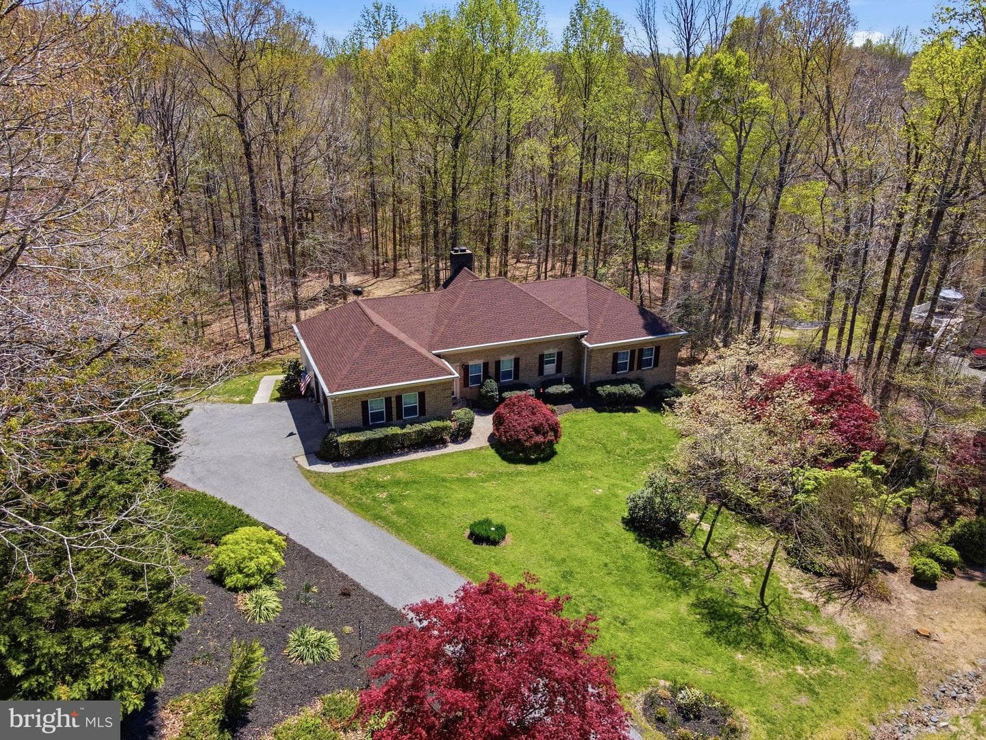 3112 Whispering Drive photo 2