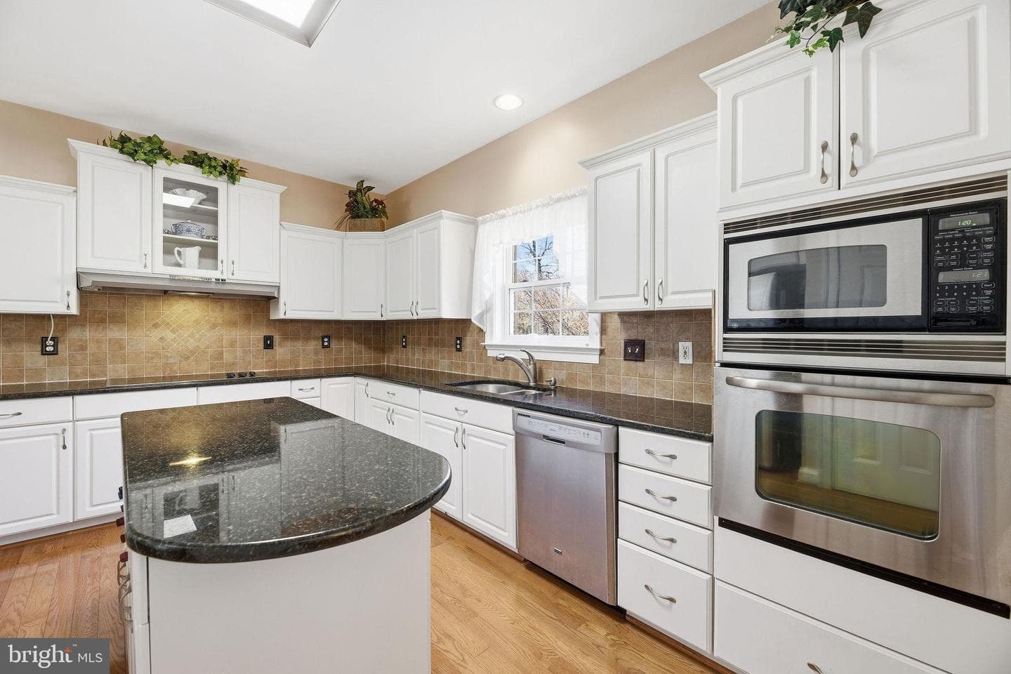 3112 Whispering Drive photo 5