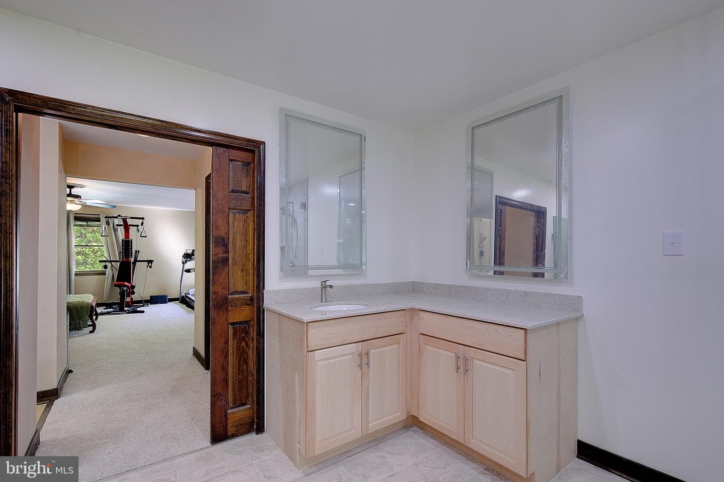 1050 Fowler Road photo 36