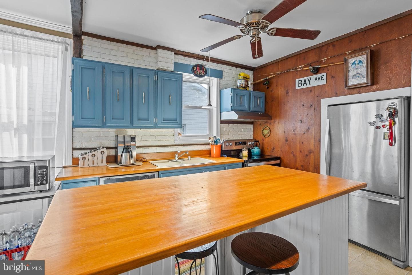 8223 C Street photo 11
