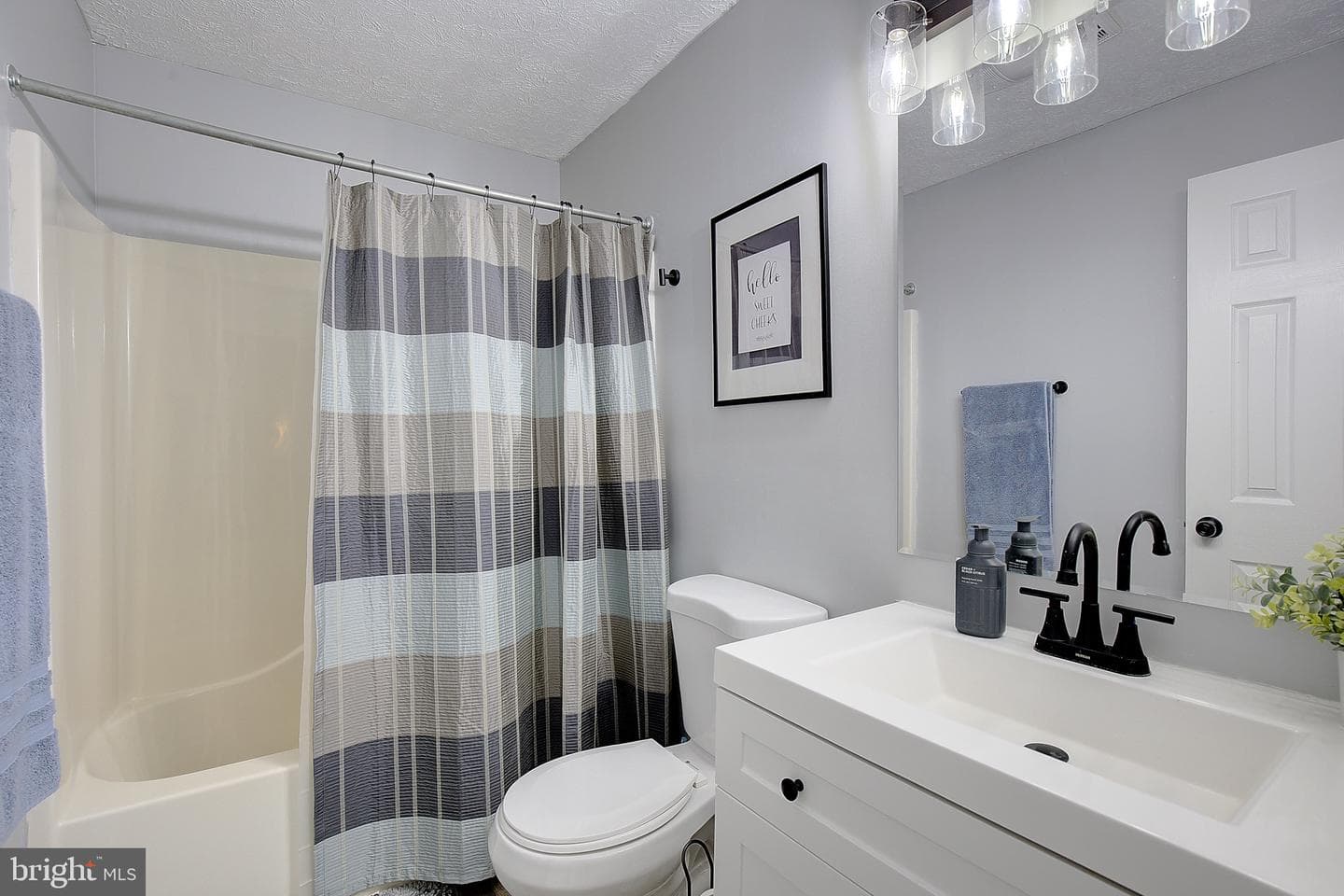 2819 Glasgow Way photo 34