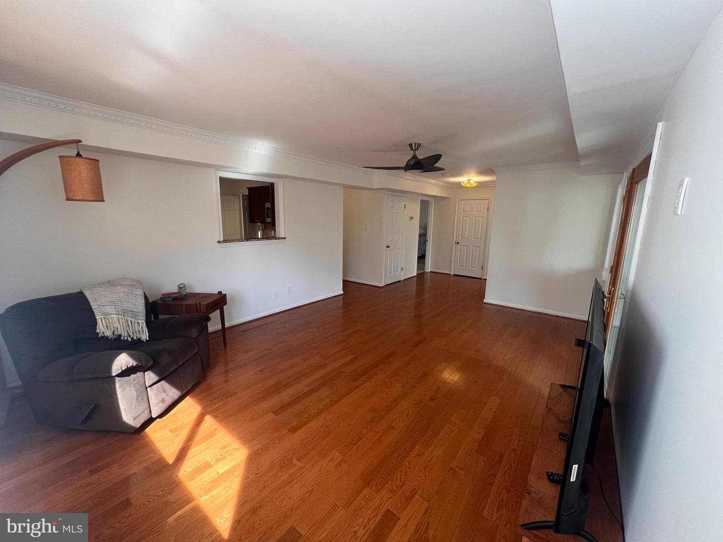 8200 Frances Lane photo 31