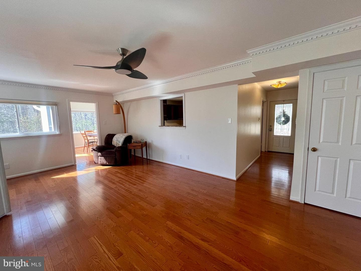 8200 Frances Lane photo 33