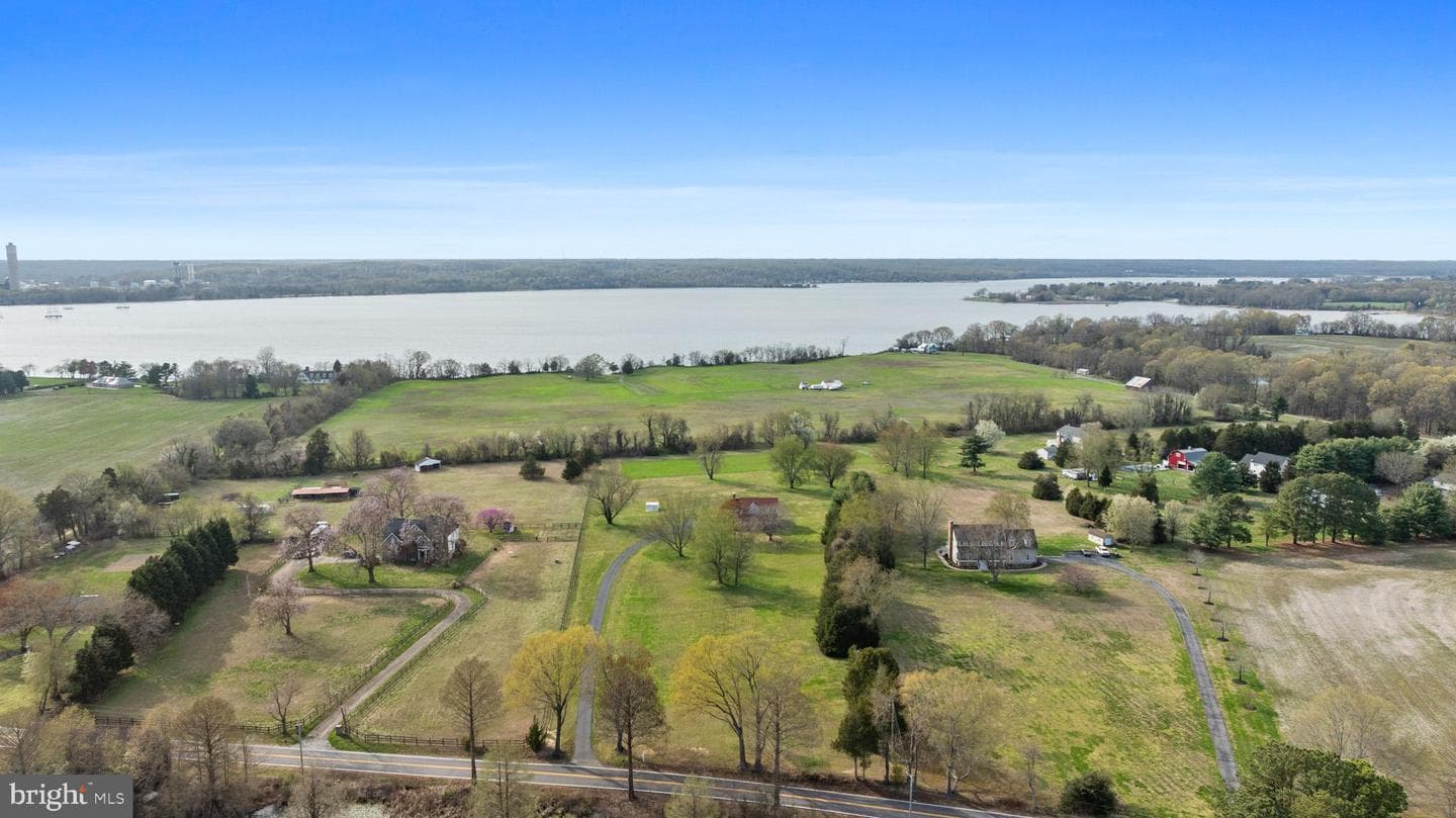 4355 Leitches Wharf Rd, Prince Frederick