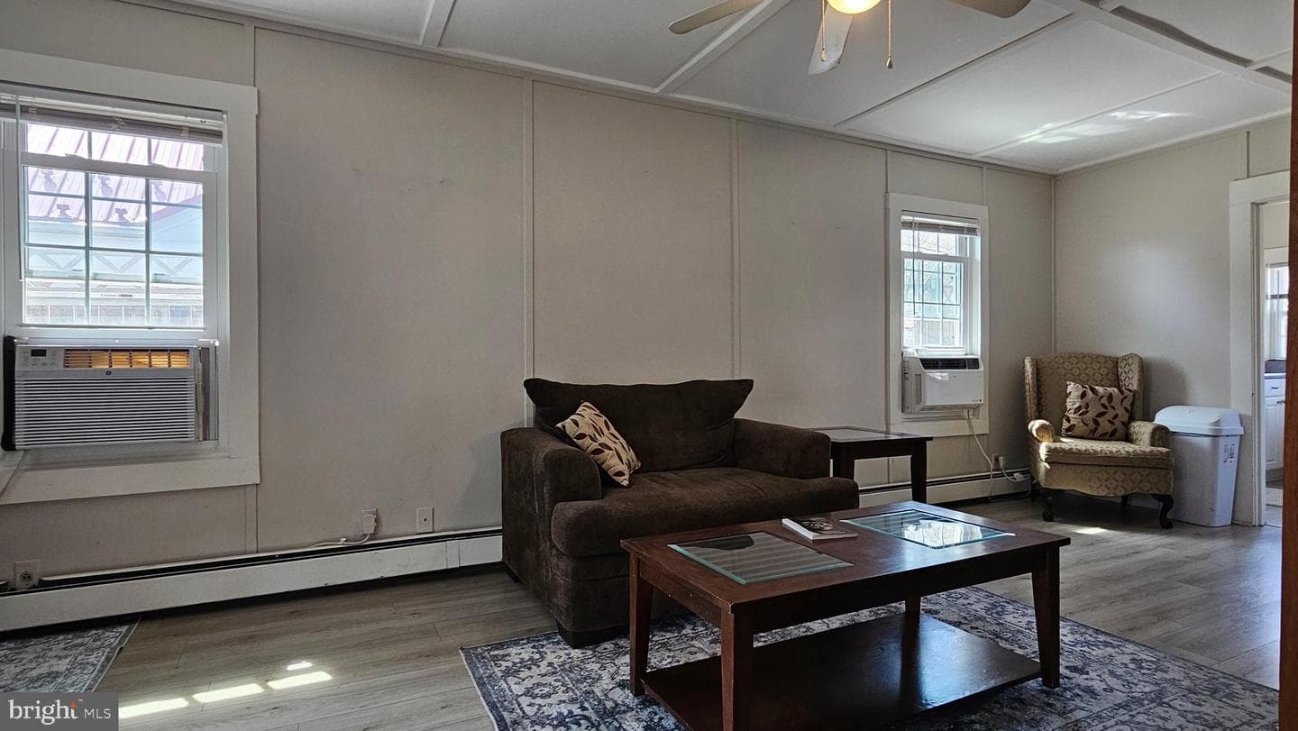 246 Bay Avenue photo 33