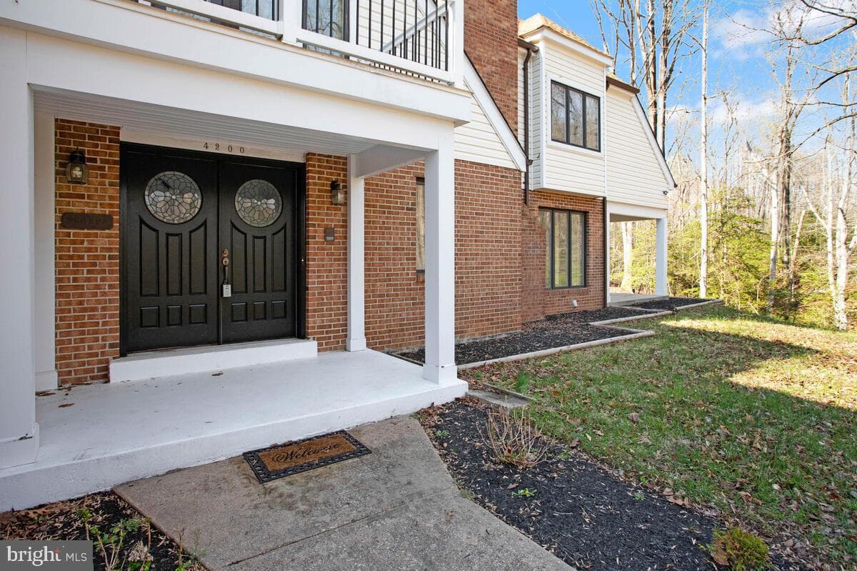 4200 Henry Court photo 4