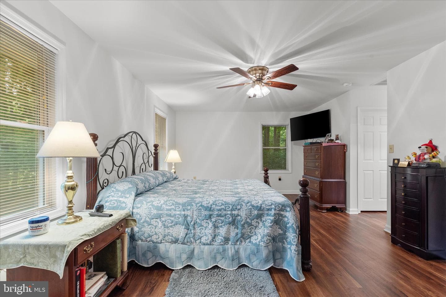 4111 Pinewood Terrace photo 12