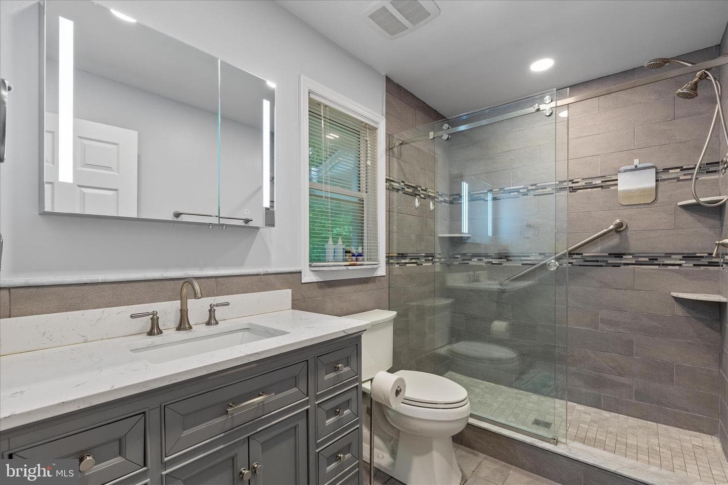 4111 Pinewood Terrace photo 14