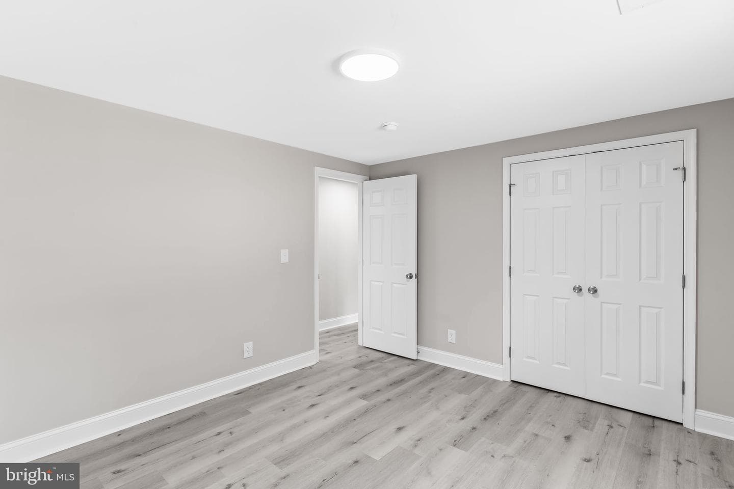 1207 Pinecrest Court photo 11