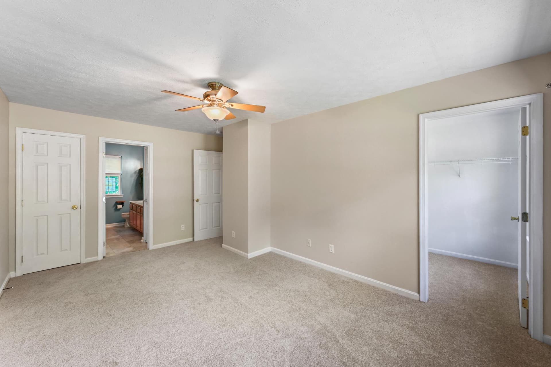 12490 Coyote Court photo 12