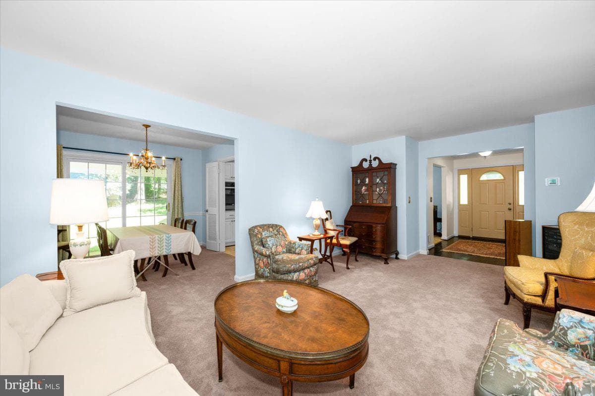 2614 Apple Way photo 6