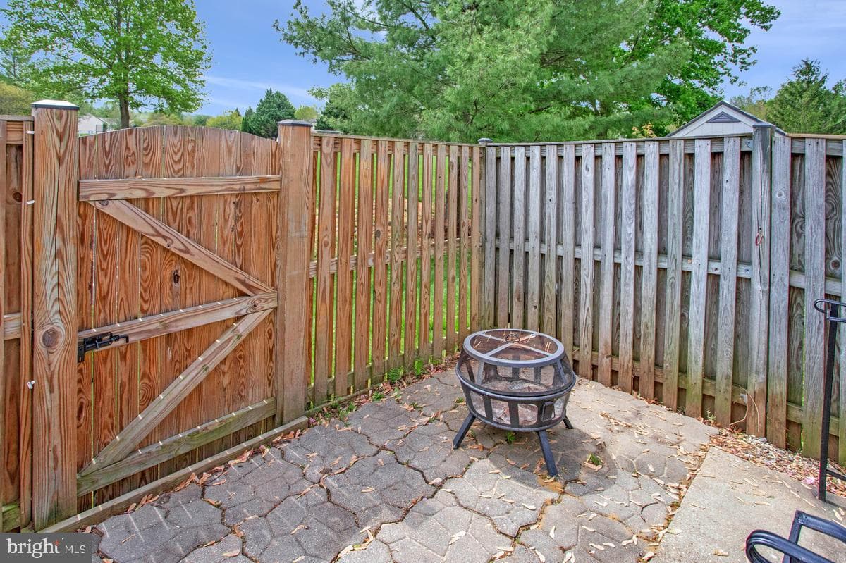 8199 Woodland Lane photo 21
