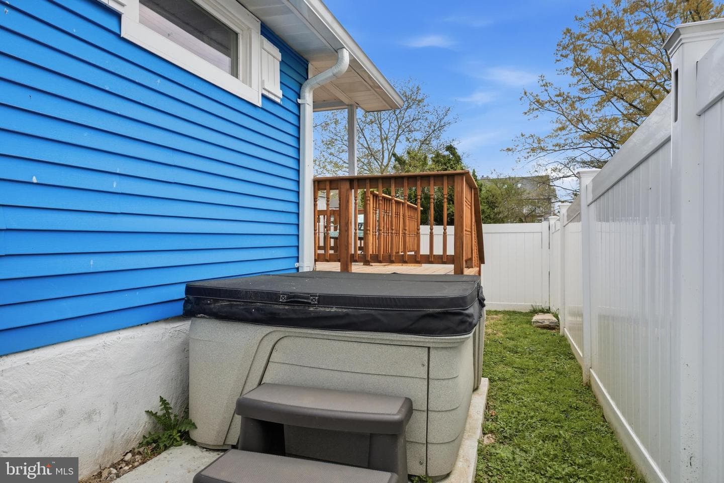 8329 Bayside Road photo 37