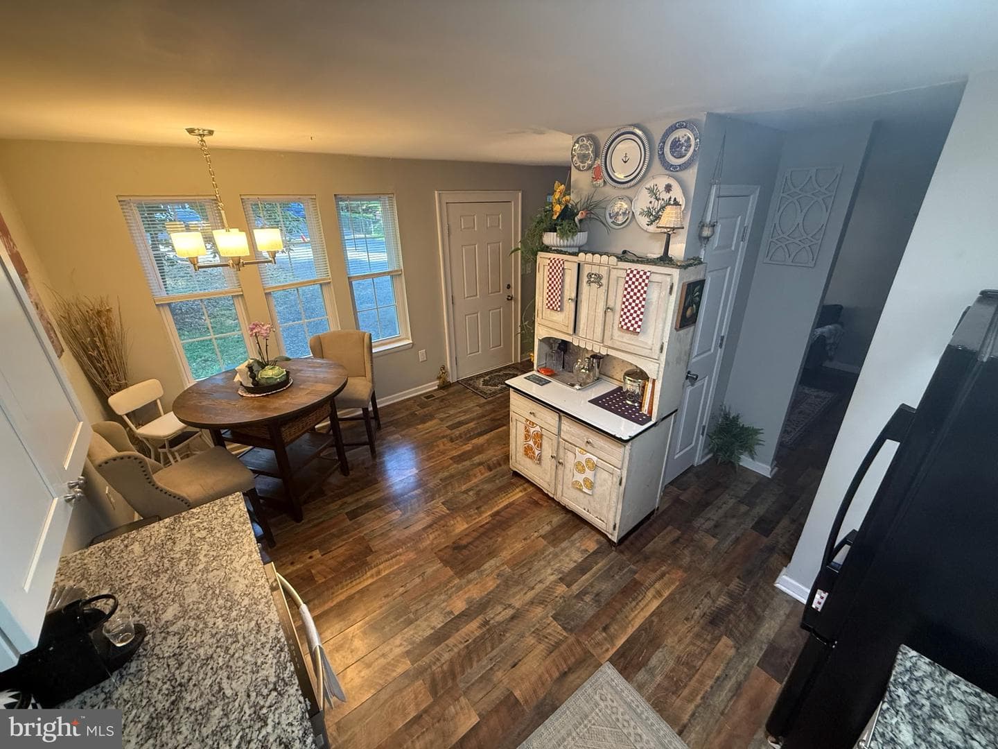 729 Spruce Drive photo 9