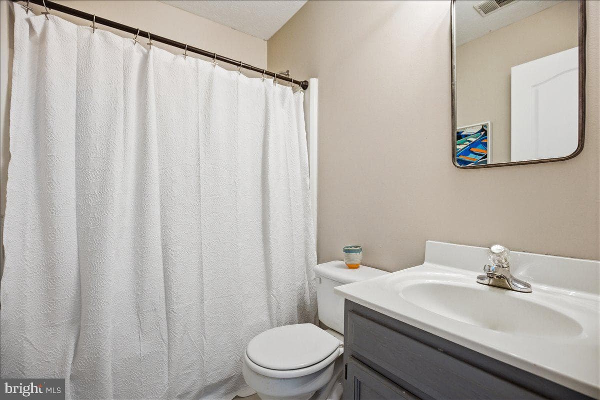 8153 Woodland Lane photo 16